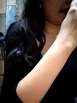 Snapshot of cute_IndianBabe chatting on June 2026 01:39:02 PM cute IndianBabe online show from June 2026 01:39:02 PM