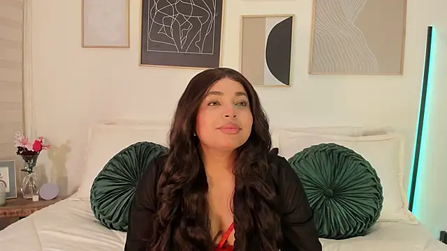 Snapshot of RachelRusso chatting on March 2025 03:33:02 AM RachelRusso online show from March 2025 03:33:02 AM