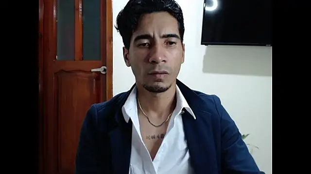 King Liam online show from January 2025 03:51:01 AM