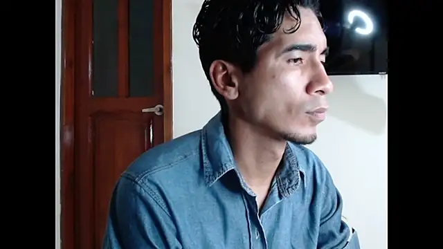 King Liam online show from January 2025 01:48:02 AM