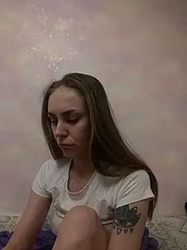 Snapshot of White_Lu chatting on February 2025 09:13:02 PM White Lu online show from February 2025 09:13:02 PM