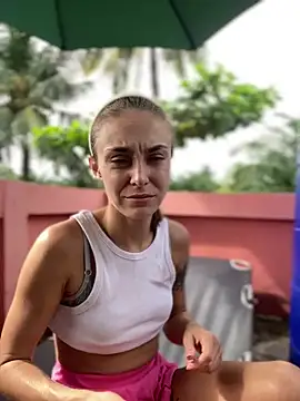 Snapshot of White_Lu chatting on September 2025 02:06:02 AM White Lu online show from September 2025 02:06:02 AM