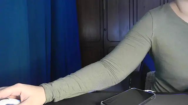 bunnyfox420 online show from December 2025 05:18:02 PM