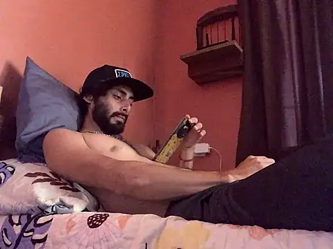 Nooneisthis online show from March 2025 04:14:01 PM