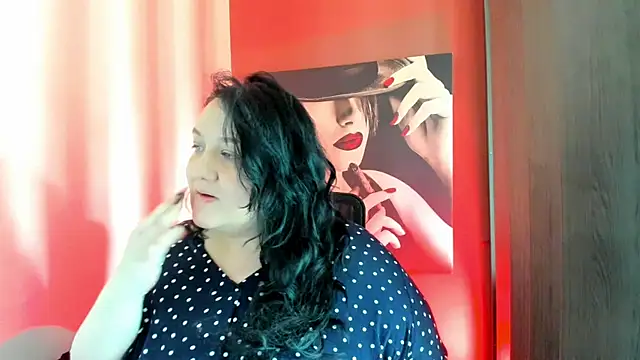 Snapshot of QueenOfHaze chatting on July 2026 08:55:02 AM QueenOfHaze online show from July 2026 08:55:02 AM