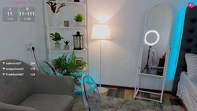 Donna Sun online show from February 2025 09:45:02 AM