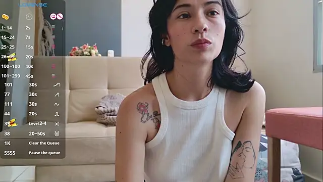 GerberaBlooms77 online show from February 2025 04:25:02 PM