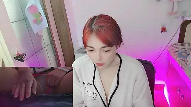 Snapshot of Song_99 chatting on May 2026 02:45:01 PM Song 99 online show from May 2026 02:45:01 PM