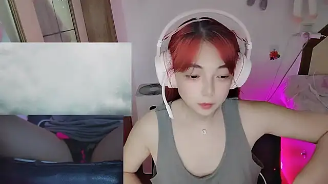 Snapshot of Song_99 chatting on June 2026 03:58:01 PM Song 99 online show from June 2026 03:58:01 PM