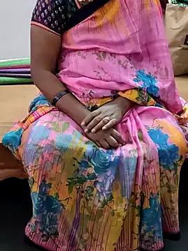 Snapshot of laxmitelugu78 chatting on January 2025 10:45:01 AM laxmitelugu78 online show from January 2025 10:45:01 AM