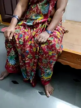 Snapshot of laxmitelugu78 chatting on February 2025 04:00:02 PM laxmitelugu78 online show from February 2025 04:00:02 PM