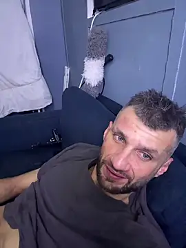 sexyhotstud12 online show from December 2025 09:49:01 AM