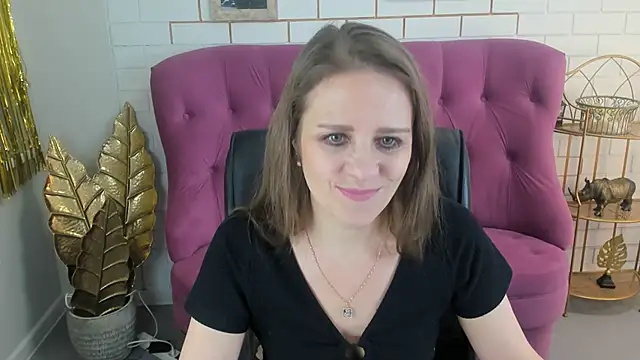 EmiliaBedy online show from February 2025 09:11:01 AM