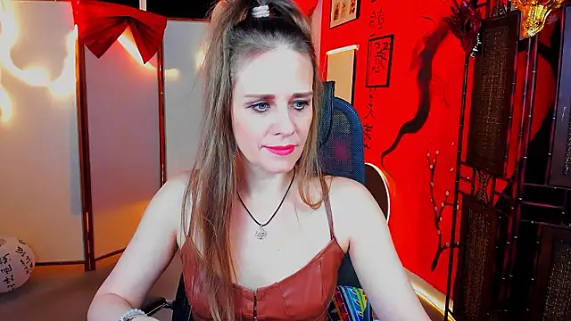 EmiliaBedy online show from February 2026 09:15:01 AM