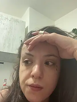 bunnythetailor online show from November 2025 04:09:01 PM