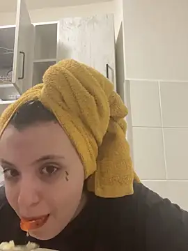 bunnythetailor online show from February 2026 07:06:02 PM