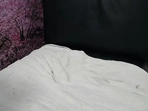 susy pervertt online show from December 2025 03:16:02 PM