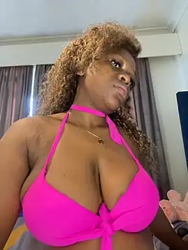 Snapshot of Boneca25 chatting on February 2025 12:37:02 PM Boneca25 online show from February 2025 12:37:02 PM