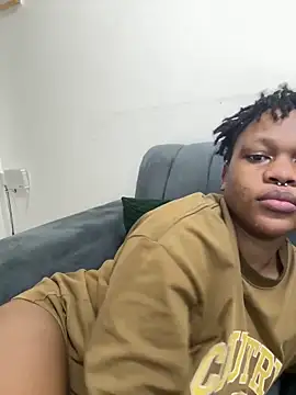 Boneca25 online show from April 2026 10:51:01 AM