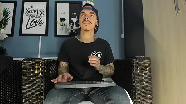 kaletattoo online show from October 2025 11:11:01 AM