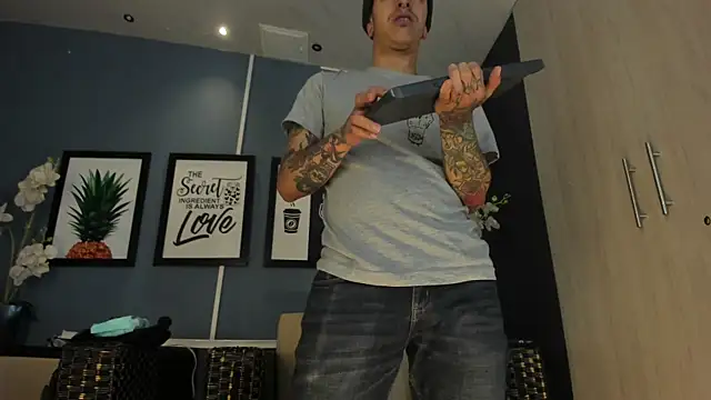 kaletattoo online show from January 2026 11:03:02 AM