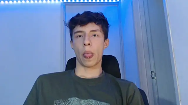 Juanmres online show from October 2025 04:42:01 AM