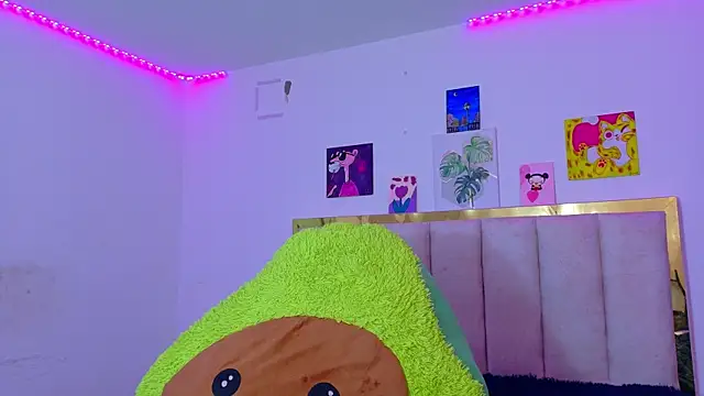 Juanmres online show from June 2026 05:10:01 AM