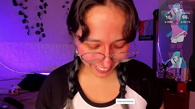 Snapshot of Ludovica6669 chatting on March 2025 10:18:02 PM Ludovica6669 online show from March 2025 10:18:02 PM