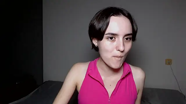 Snapshot of AmelieBanshee chatting on October 2025 03:42:01 PM AmelieBanshee online show from October 2025 03:42:01 PM