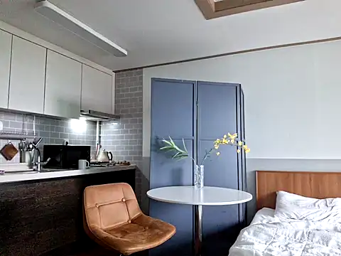 Snapshot of Doh728 chatting on March 2025 11:06:01 PM Doh728 online show from March 2025 11:06:01 PM