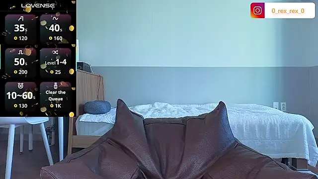 Snapshot of Doh728 chatting on September 2025 10:44:02 PM Doh728 online show from September 2025 10:44:02 PM