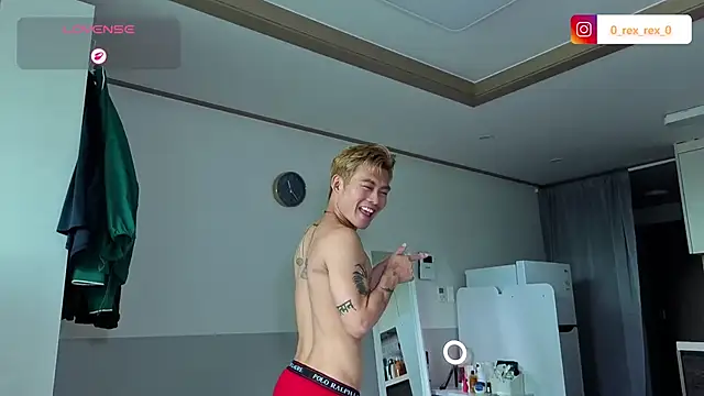 Snapshot of Doh728 chatting on October 2025 02:23:01 AM Doh728 online show from October 2025 02:23:01 AM