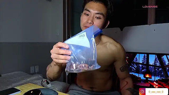 Snapshot of Doh728 chatting on December 2025 01:09:02 PM Doh728 online show from December 2025 01:09:02 PM