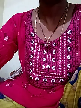 Snapshot of TeluguammayiMahi chatting on October 2025 01:22:01 PM TeluguammayiMahi online show from October 2025 01:22:01 PM