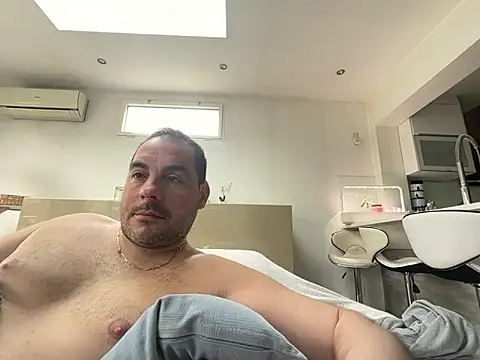 Snapshot of justeqqun chatting on March 2026 11:14:01 AM justeqqun online show from March 2026 11:14:01 AM