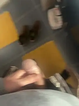 yannusgir33 online show from February 2026 09:28:02 AM