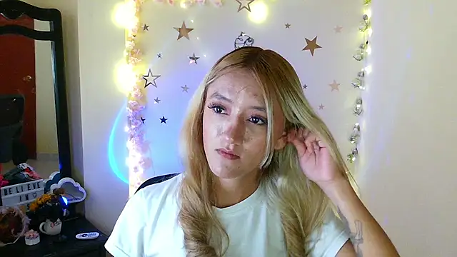 Snapshot of Lya1_ch chatting on August 2026 10:30:01 PM Lya1 ch online show from August 2026 10:30:01 PM