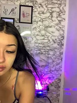 Miss karol online show from December 2025 06:03:02 PM