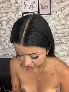 Miss karol online show from March 2026 06:15:02 PM