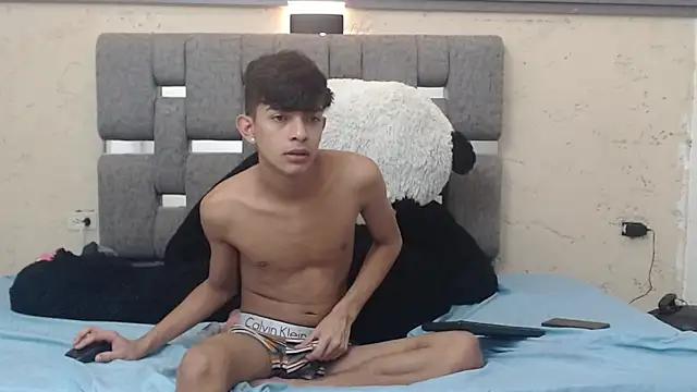 KING STYLE2 online show from February 2025 02:17:01 AM