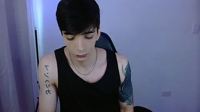 H3ll B0I online show from February 2026 03:53:01 PM