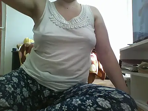 Snapshot of MatureMerisa chatting on February 2025 12:48:01 PM MatureMerisa online show from February 2025 12:48:01 PM