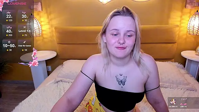 PamelaLloyd online show from March 2025 04:38:01 AM