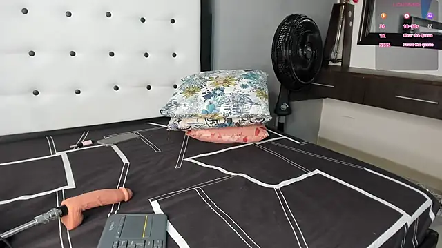 AlexxaSmall online show from October 2025 02:31:02 AM