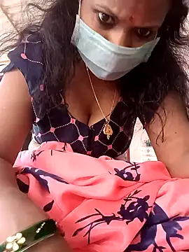 Snapshot of SEXY-SUNITA chatting on March 2025 06:29:01 AM SEXY-SUNITA online show from March 2025 06:29:01 AM