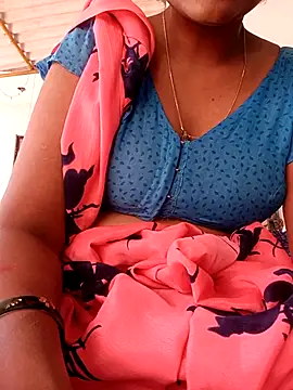 Snapshot of SEXY-SUNITA chatting on March 2025 08:37:02 AM SEXY-SUNITA online show from March 2025 08:37:02 AM