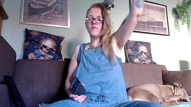 Snapshot of Astrid-Gilbert chatting on March 2025 08:36:01 AM Astrid-Gilbert online show from March 2025 08:36:01 AM