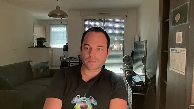 Funnyjul31 online show from February 2026 01:42:02 PM