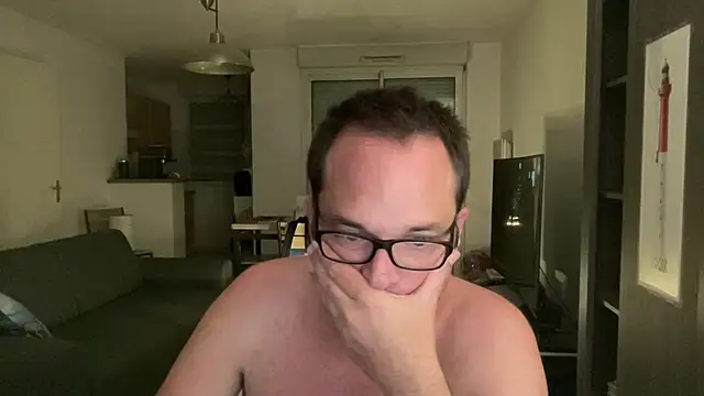 Funnyjul31 online show from June 2026 04:49:02 PM