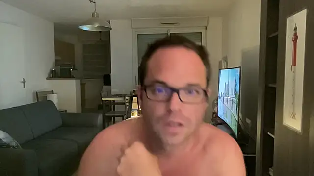 Funnyjul31 online show from June 2026 04:50:01 PM